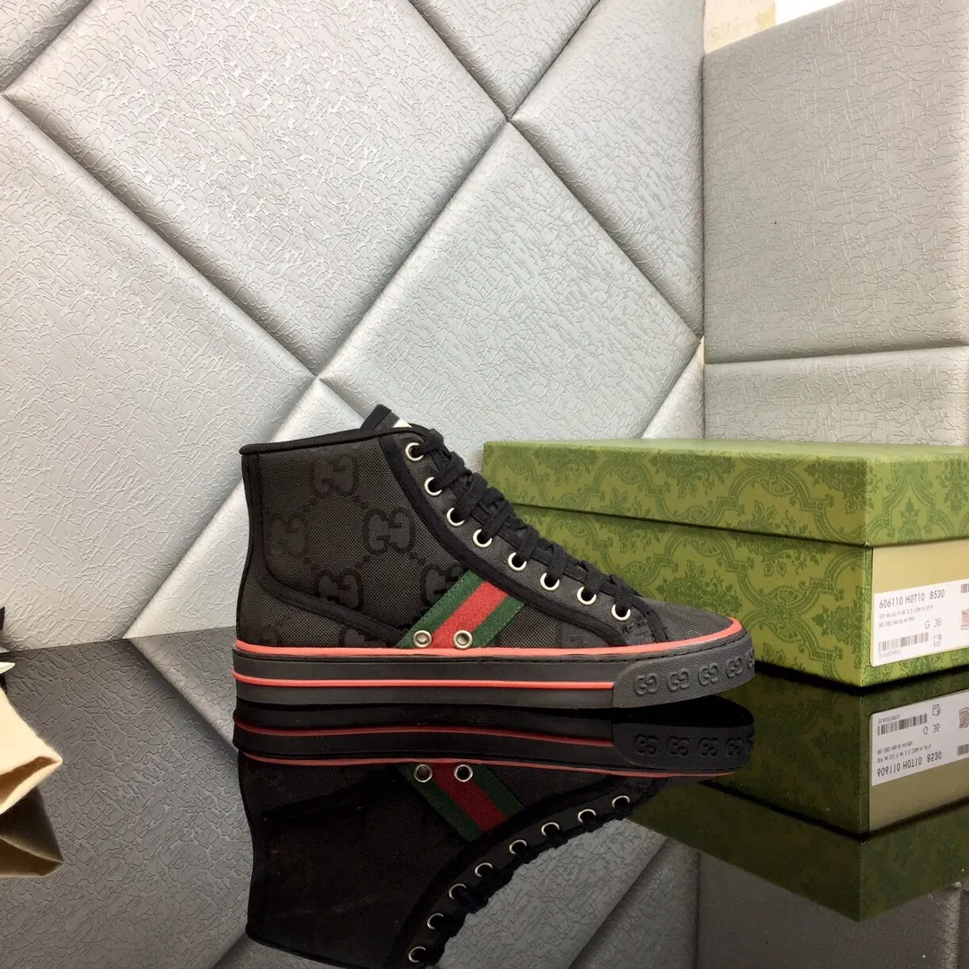 👟👟Ex-factory price 480👟👟 Women's Shoes Factory GUCCI 2020 latest classic 1977 low-cut double G canvas shoes, original purchase, 1:1 development, original lasting process. Size: 35-45/45. Customized items are non-returnable and must be paid first. . ...new version complete package...